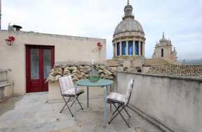 Stay in Ibla
